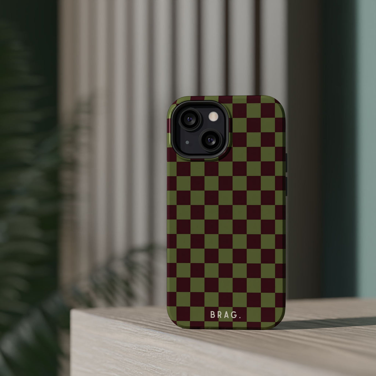 Lucky Check Magnetic Impact-Resistant Phone Case