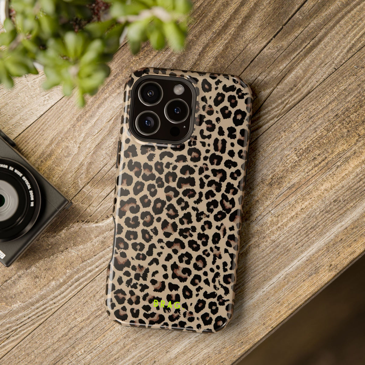 Snow Leopard Magnetic Impact-Resistant Phone Case