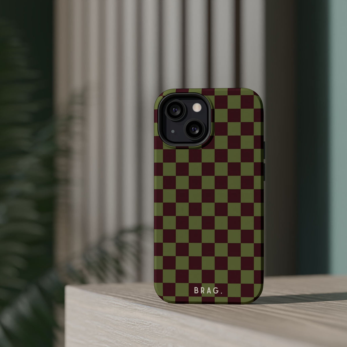 Lucky Check Magnetic Impact-Resistant Phone Case