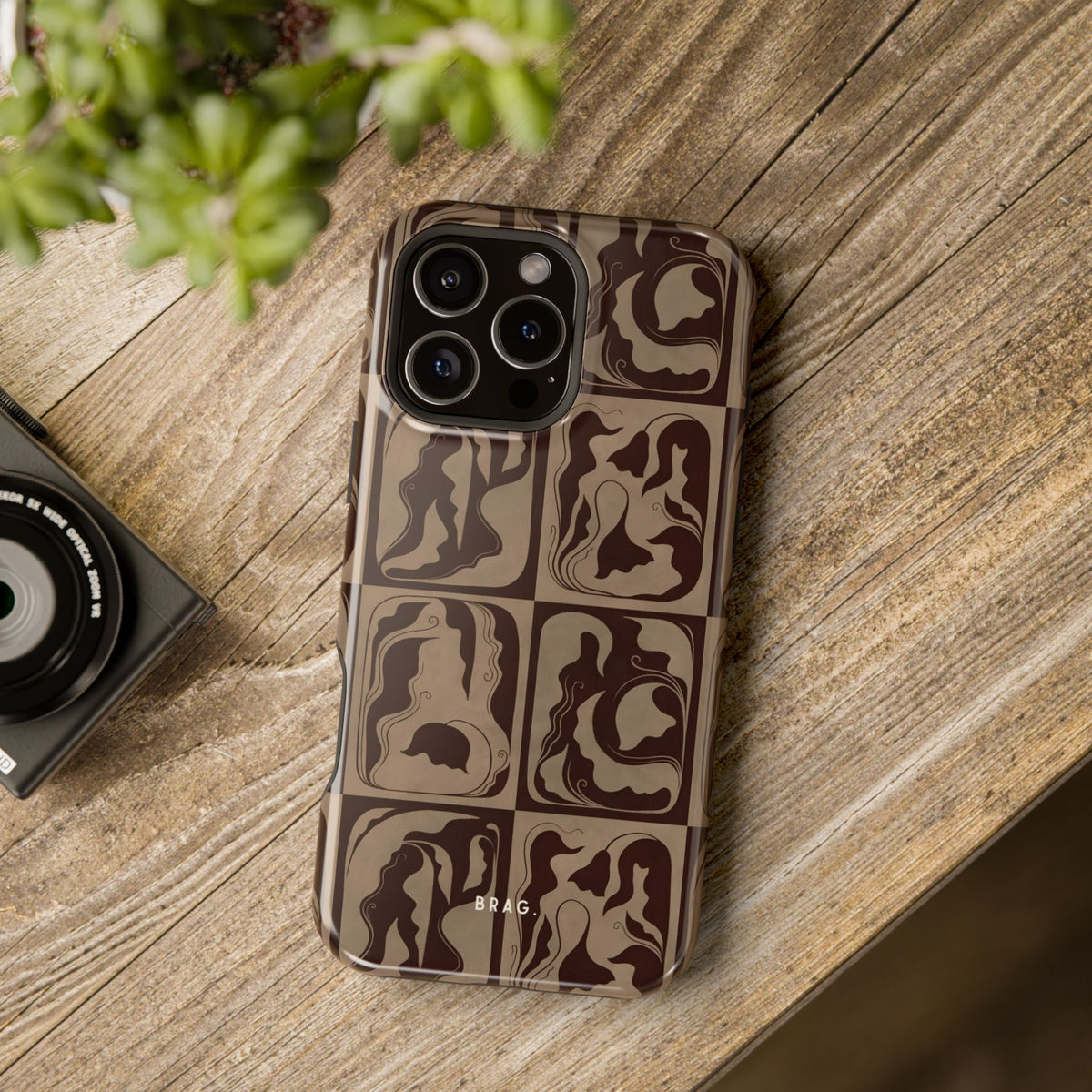 Ornate Tile Magnetic Impact-Resistant Phone Case