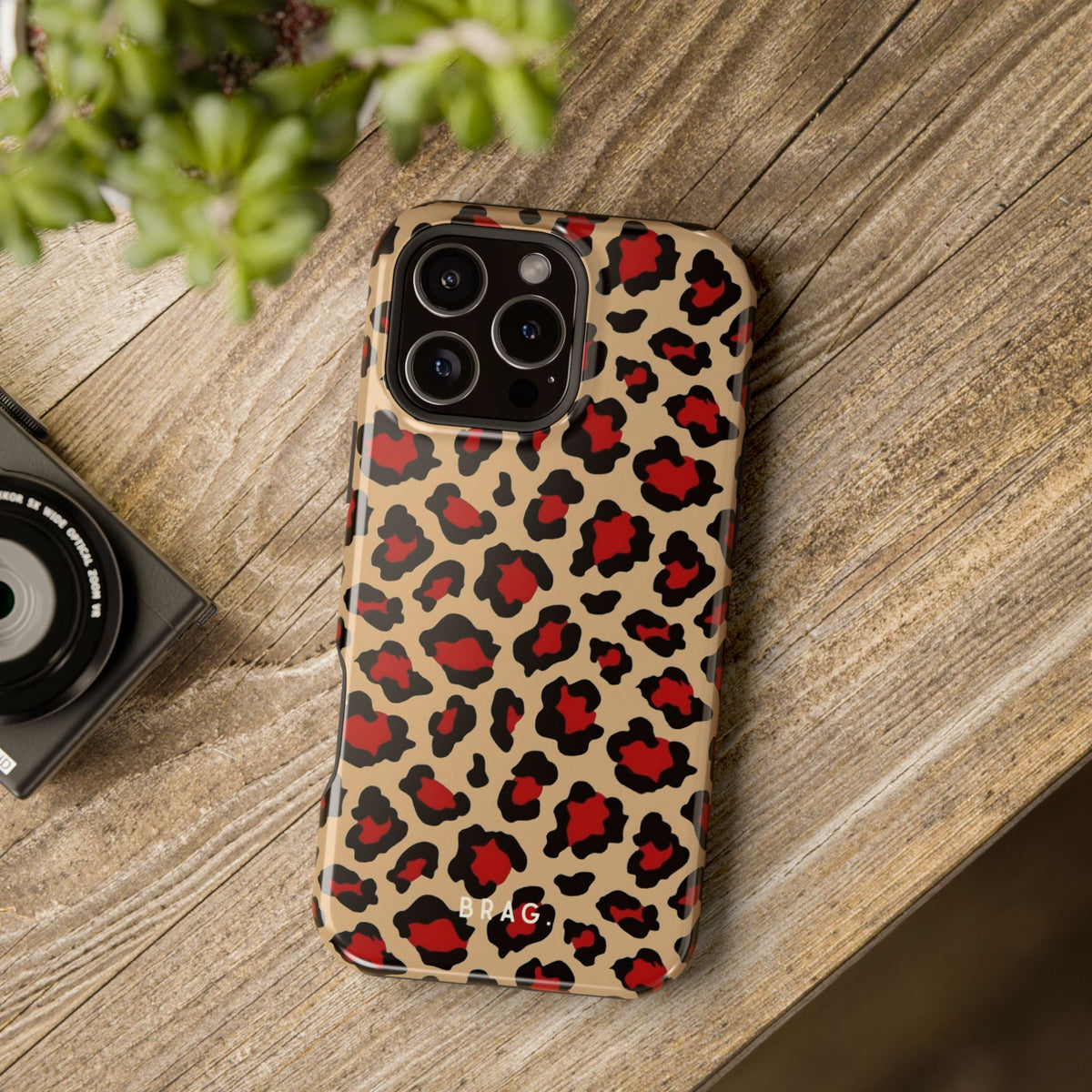Scandal Magnetic Impact-Resistant Phone Case