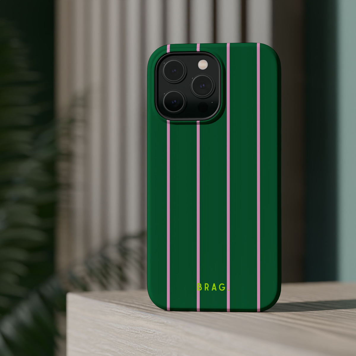Palm Avenue Magnetic Impact-Resistant Phone Case