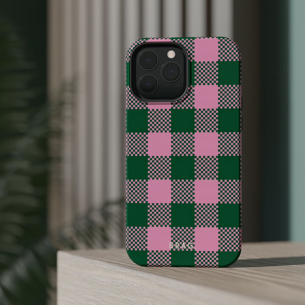 Picnic Club Magnetic Impact-Resistant Phone Case
