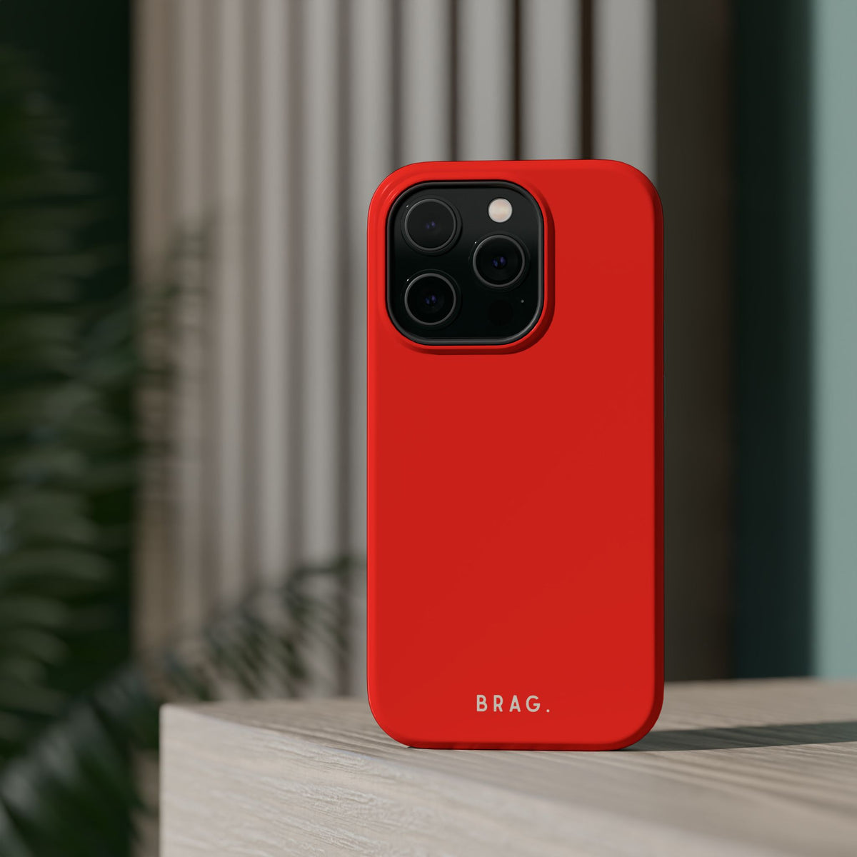 Brag Red Magnetic Impact-Resistant Phone Case