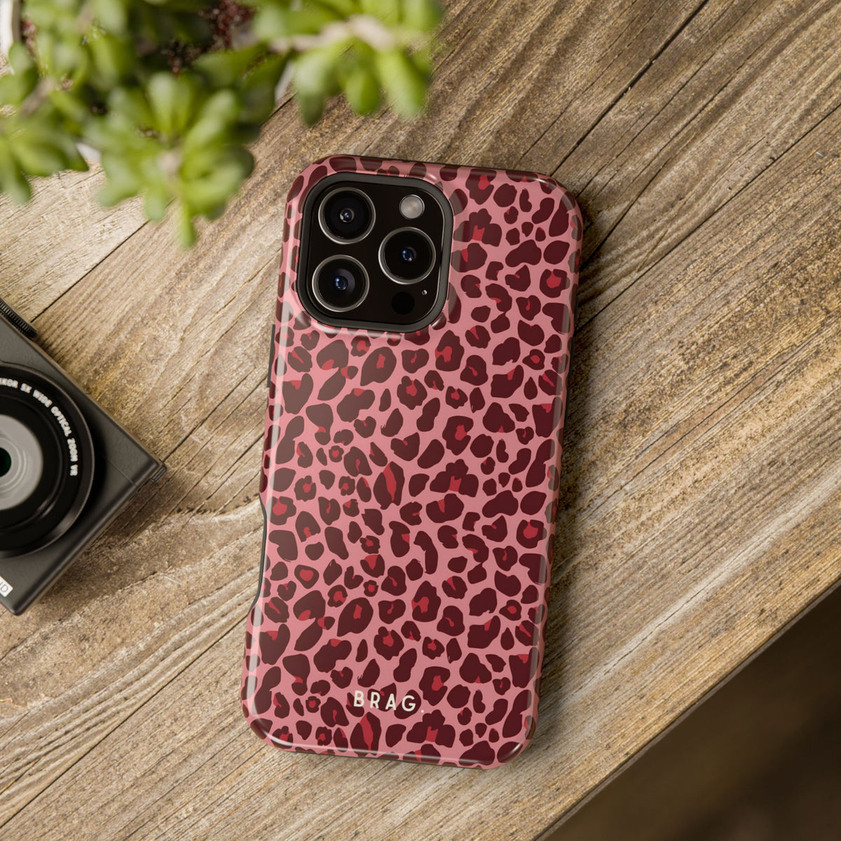 Leopard Love Magnetic Impact-Resistant Phone Case