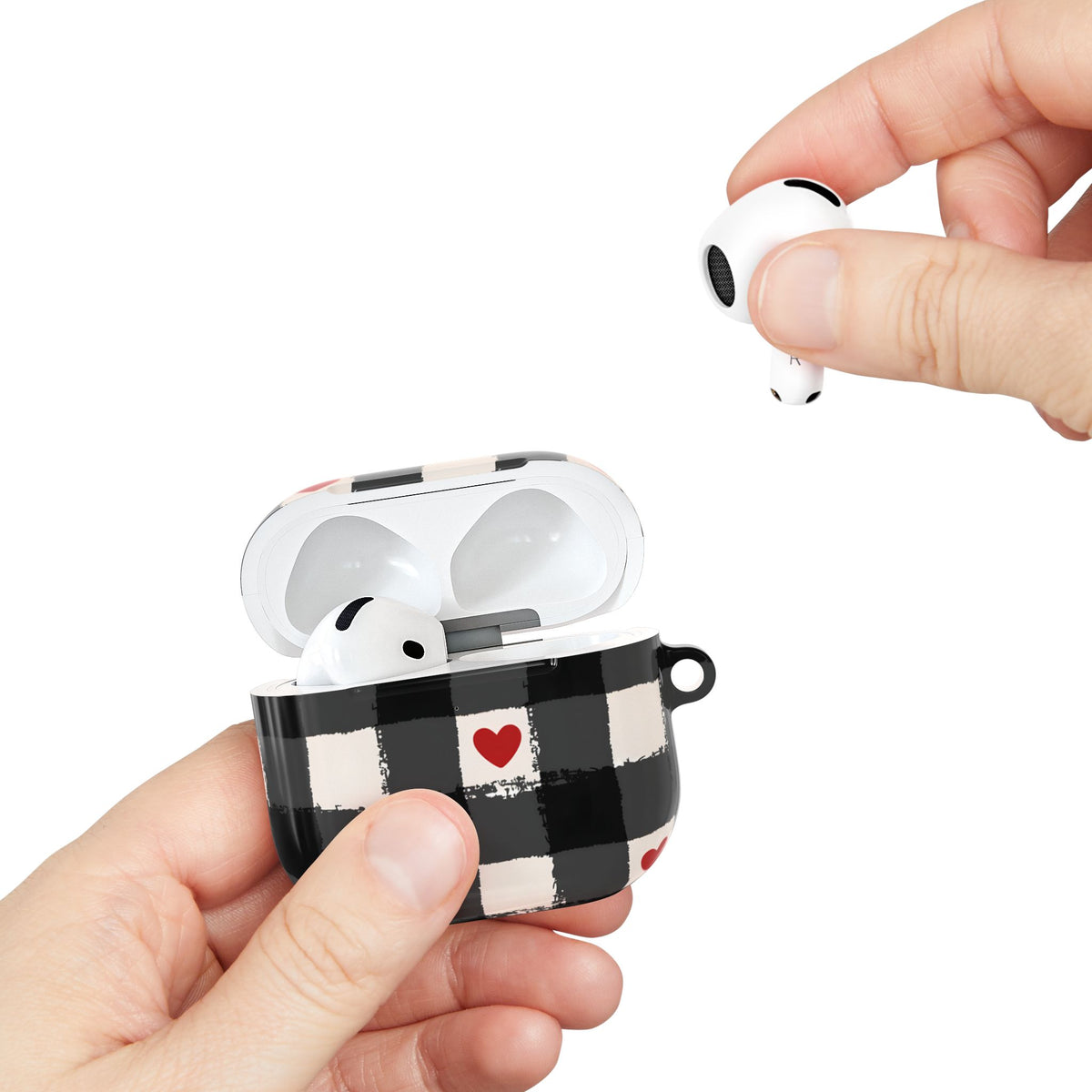 Lucky Heart AirPod Case – Slim Protective Charging Case