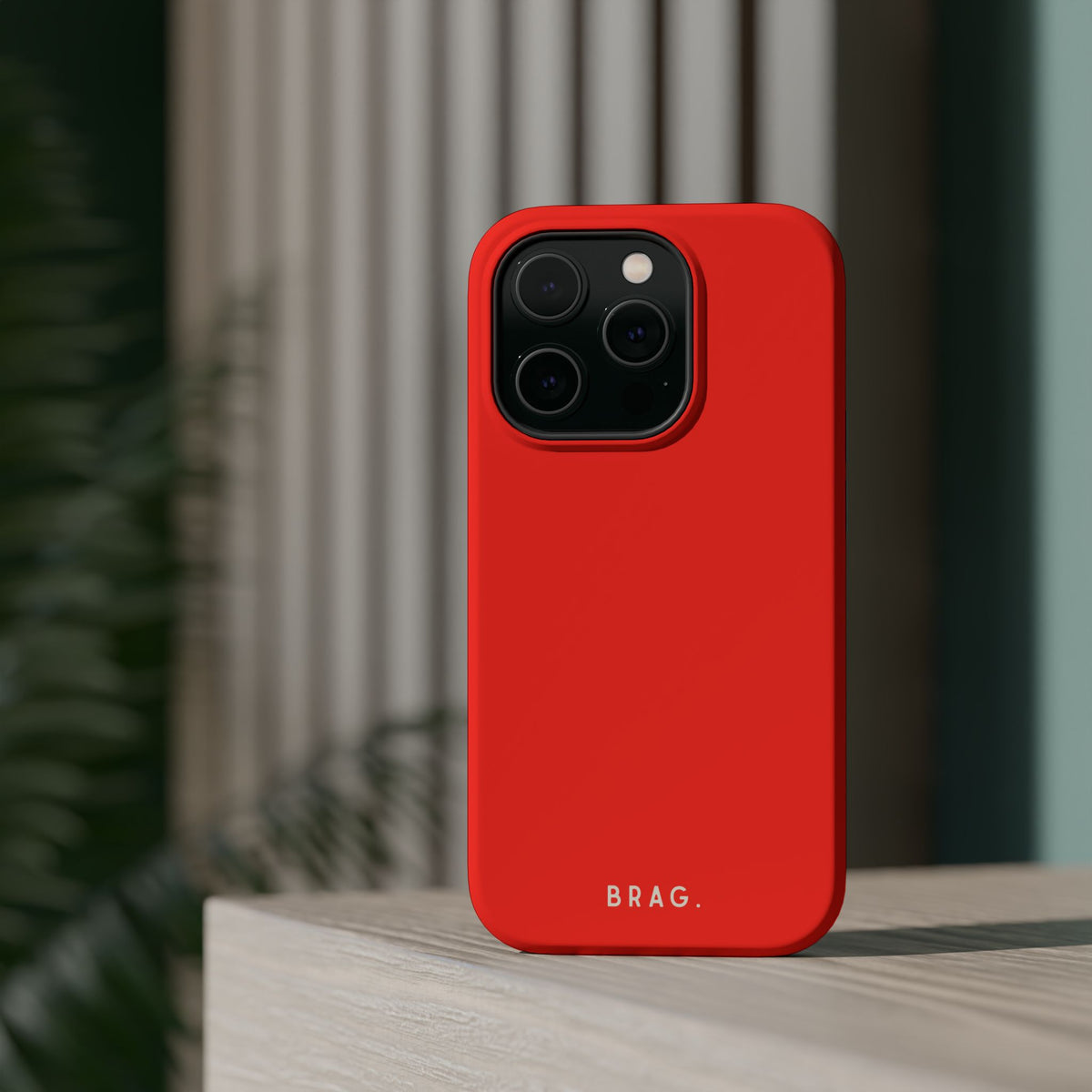 Brag Red Magnetic Impact-Resistant Phone Case