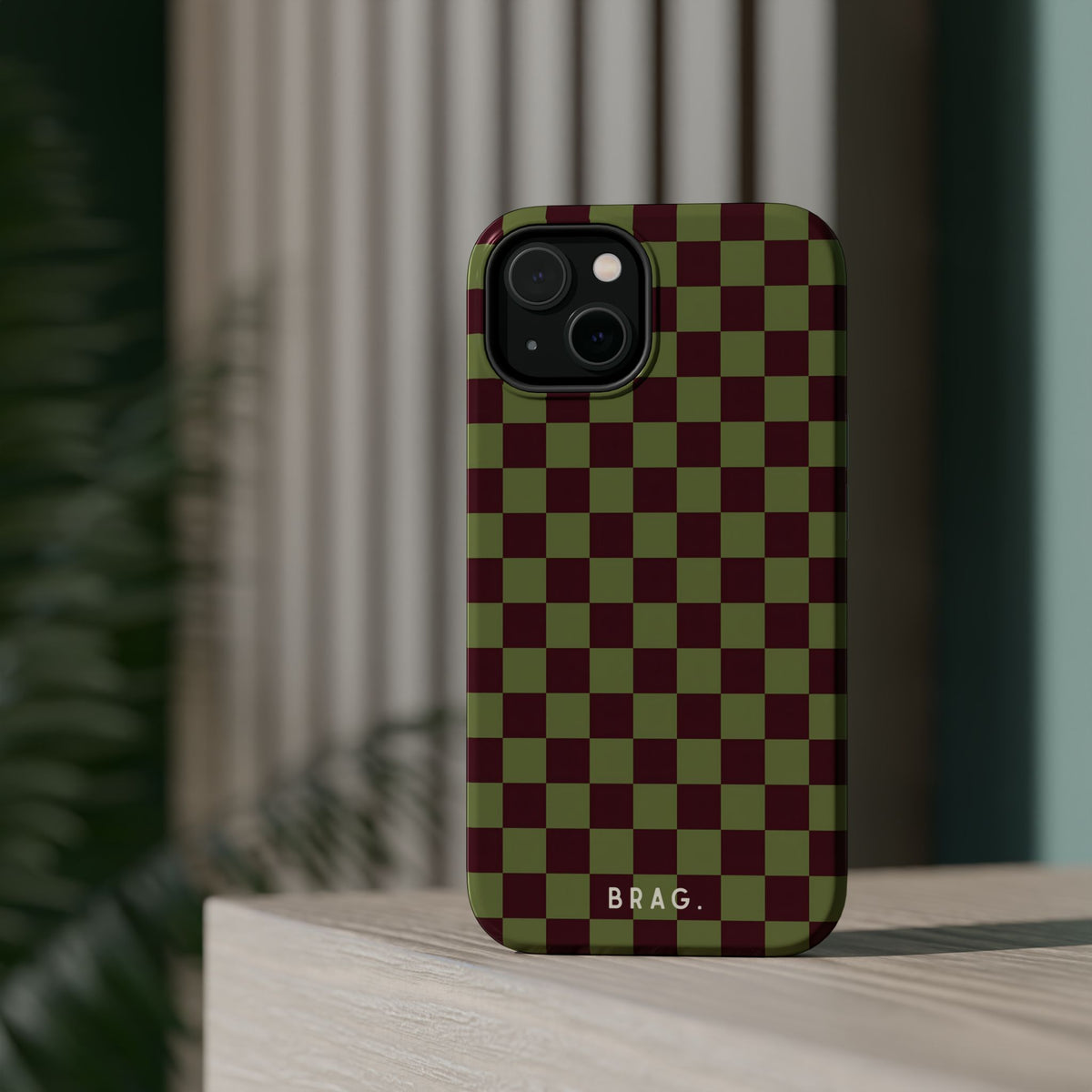 Lucky Check Magnetic Impact-Resistant Phone Case
