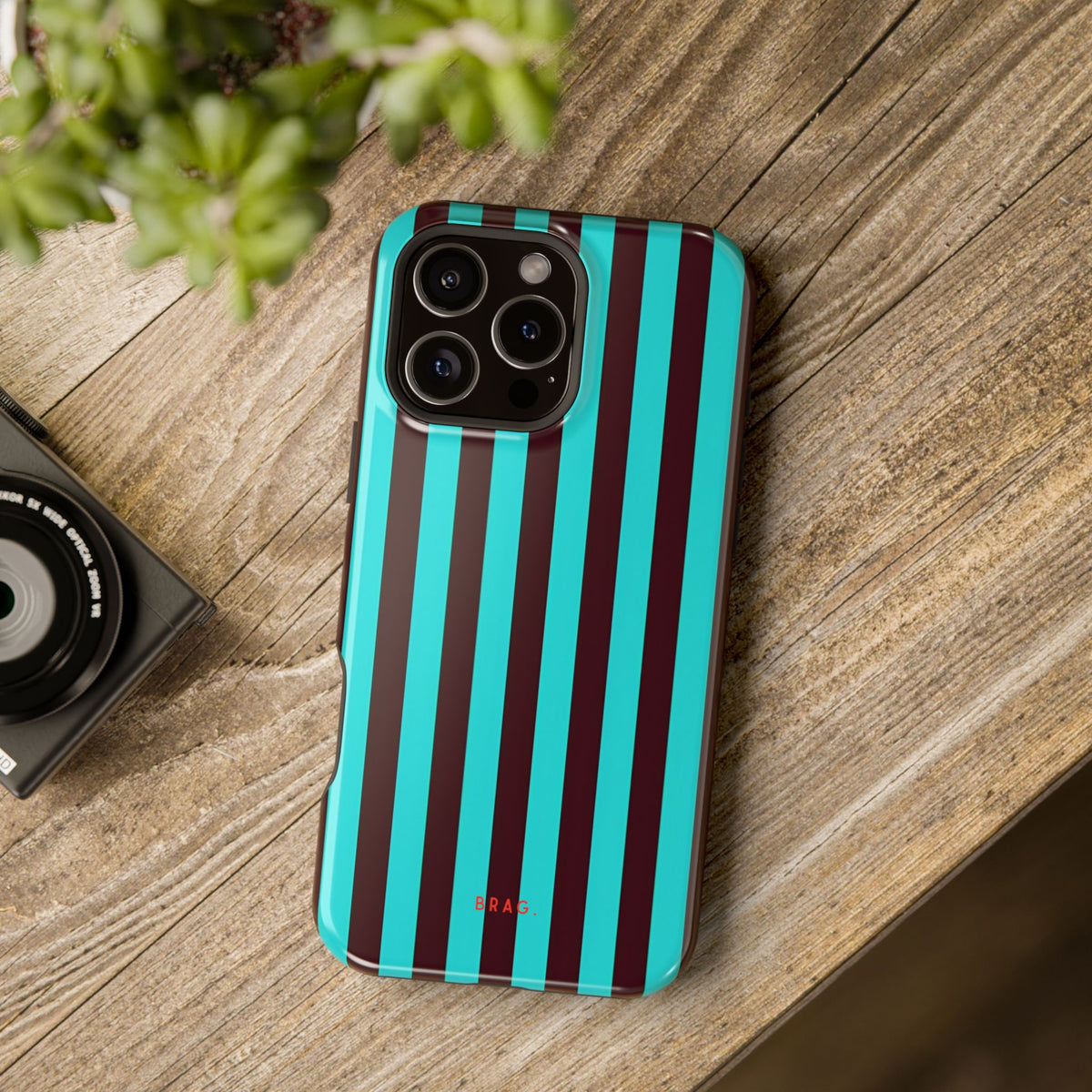 Poolday Magnetic Impact-Resistant Phone Case