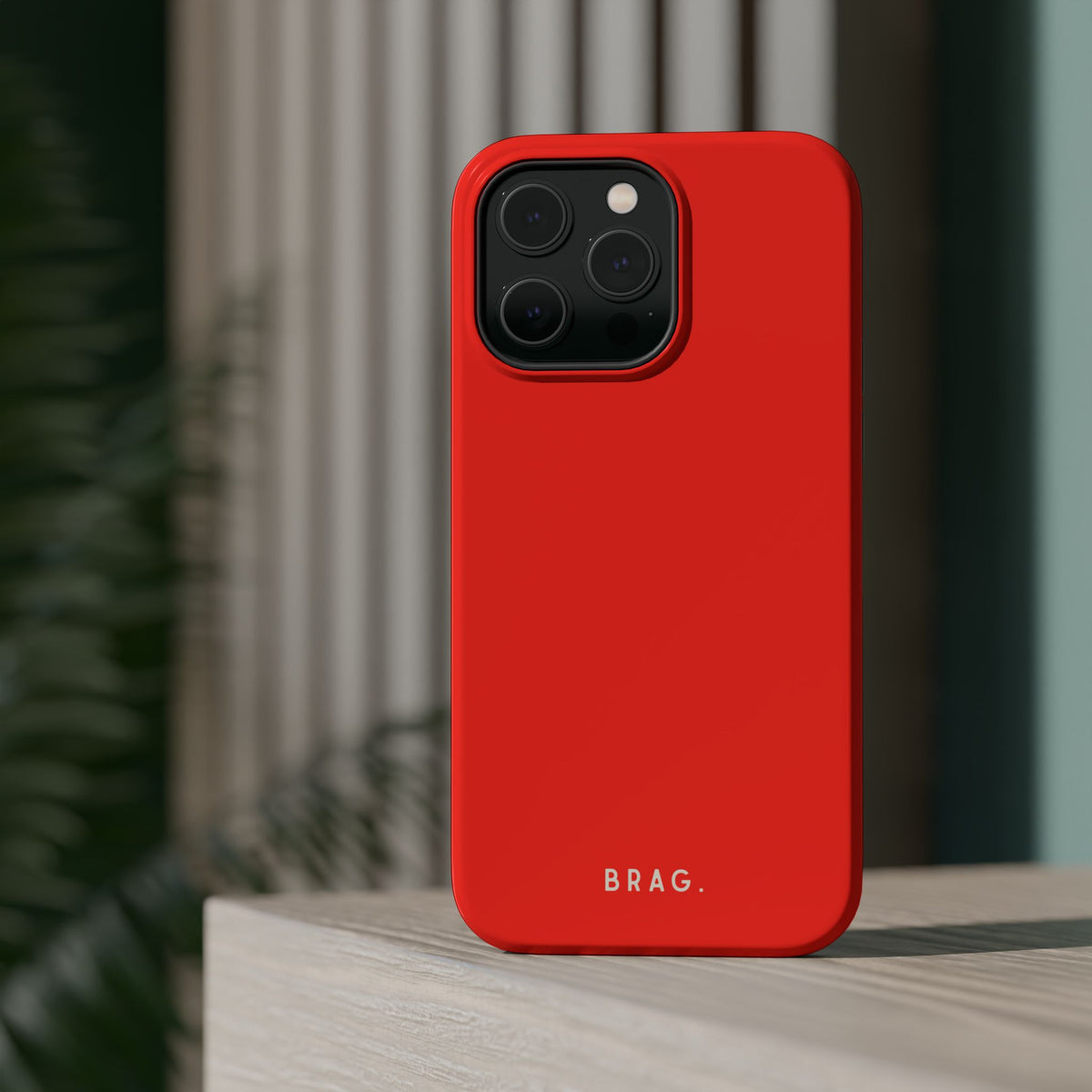 Brag Red Magnetic Impact-Resistant Phone Case