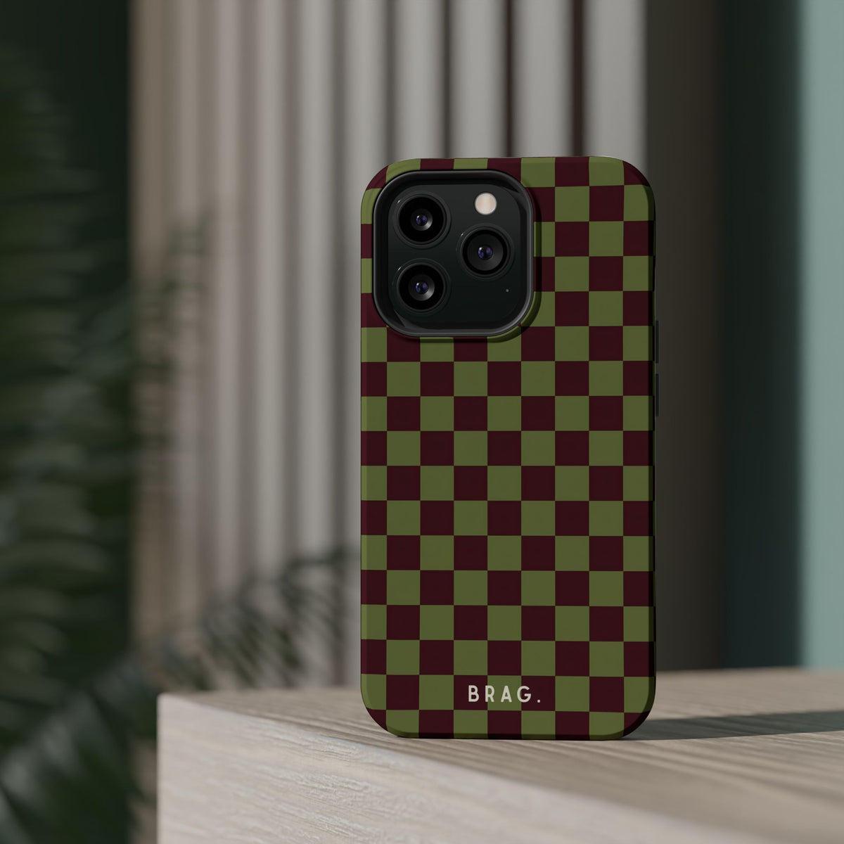 Lucky Check Magnetic Impact-Resistant Phone Case